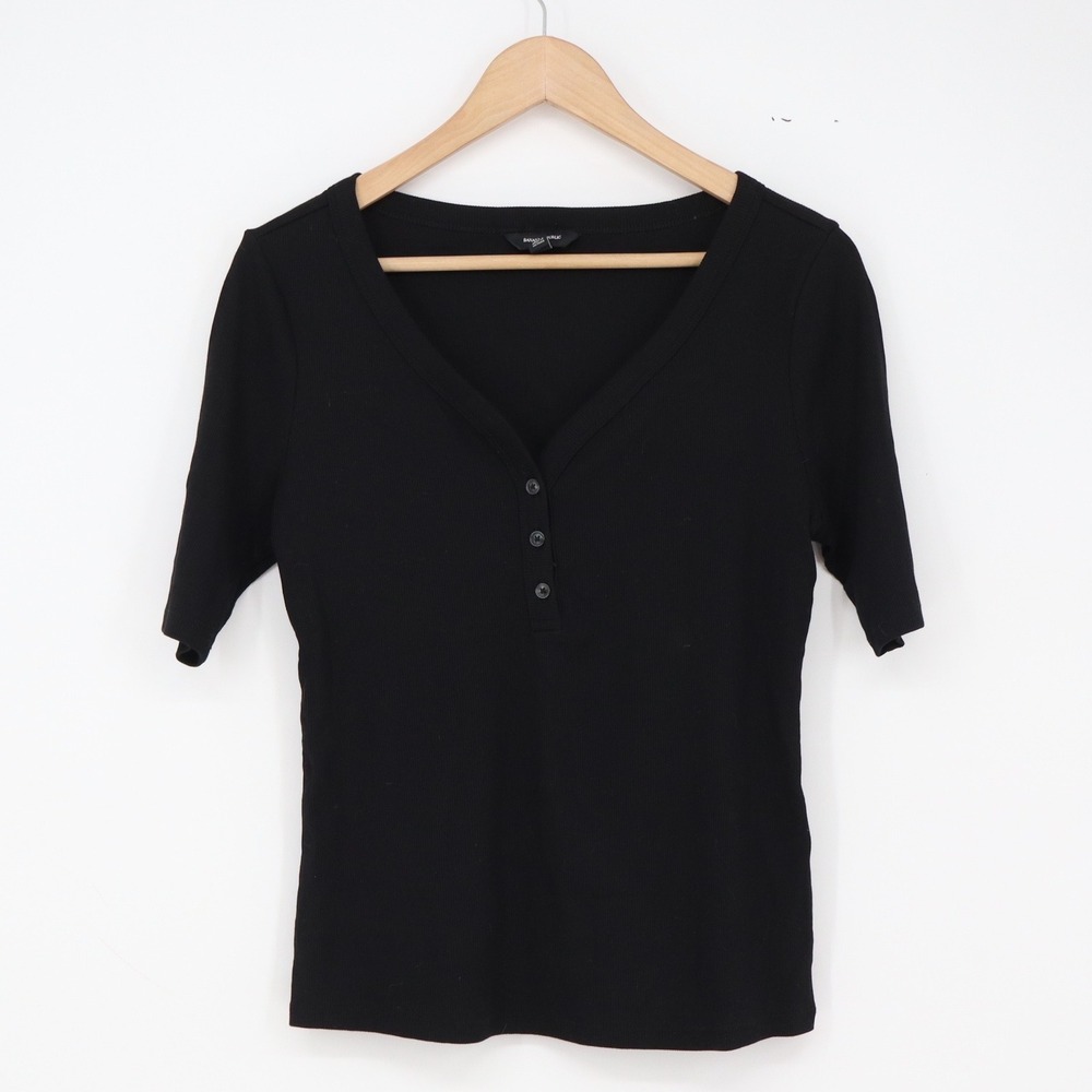 Banana Republic Henley Top Womens M Ribbed V-Neck Black Short Sleeve Excellent